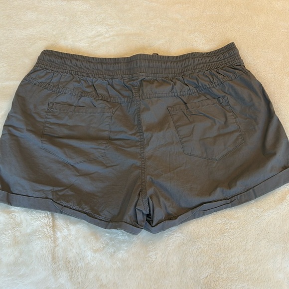 George Women's Grey Cargo Shorts - Picture 3 of 3